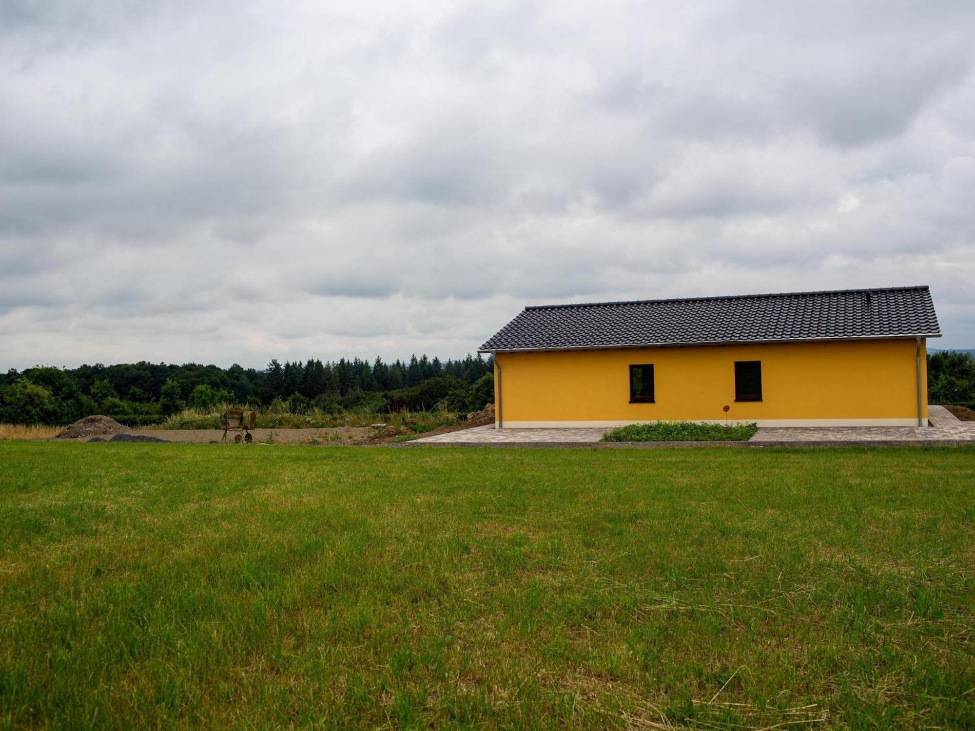 Tranquil Holiday Home In Filz In The Eifel With Garden Exteriör bild