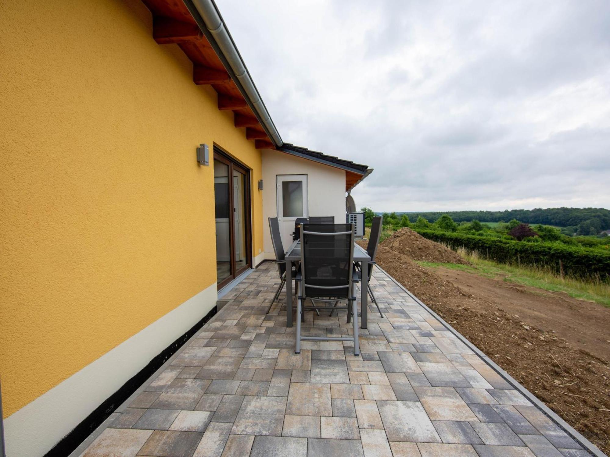 Tranquil Holiday Home In Filz In The Eifel With Garden Exteriör bild